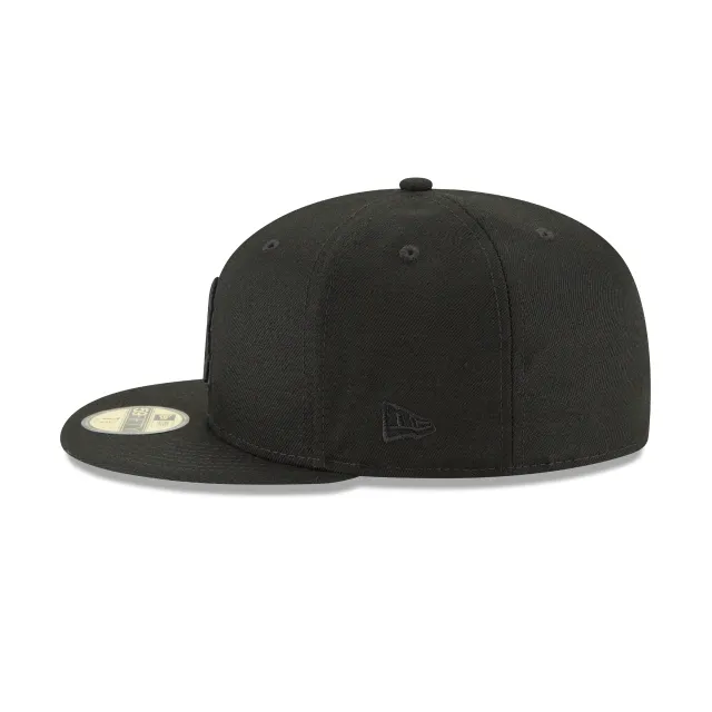 BOSTON RED SOX NEW ERA BLACK ON BLACK 59FIFTY FITTED HAT