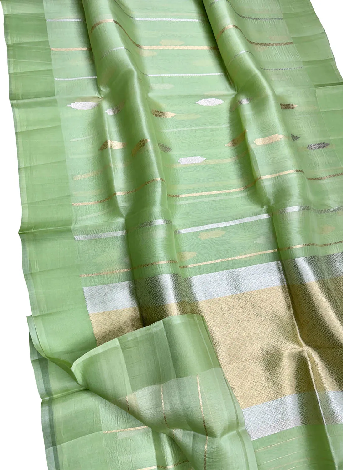 Elegant Green Banarasi Handloom Silk Saree