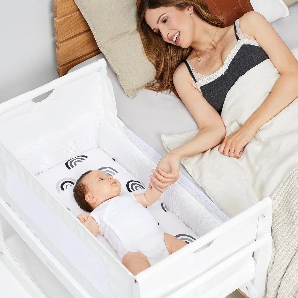 *Ex-Display* Snuz, SnuzPod4 Bedside Crib/ Co-Sleeper ( Collection Only)