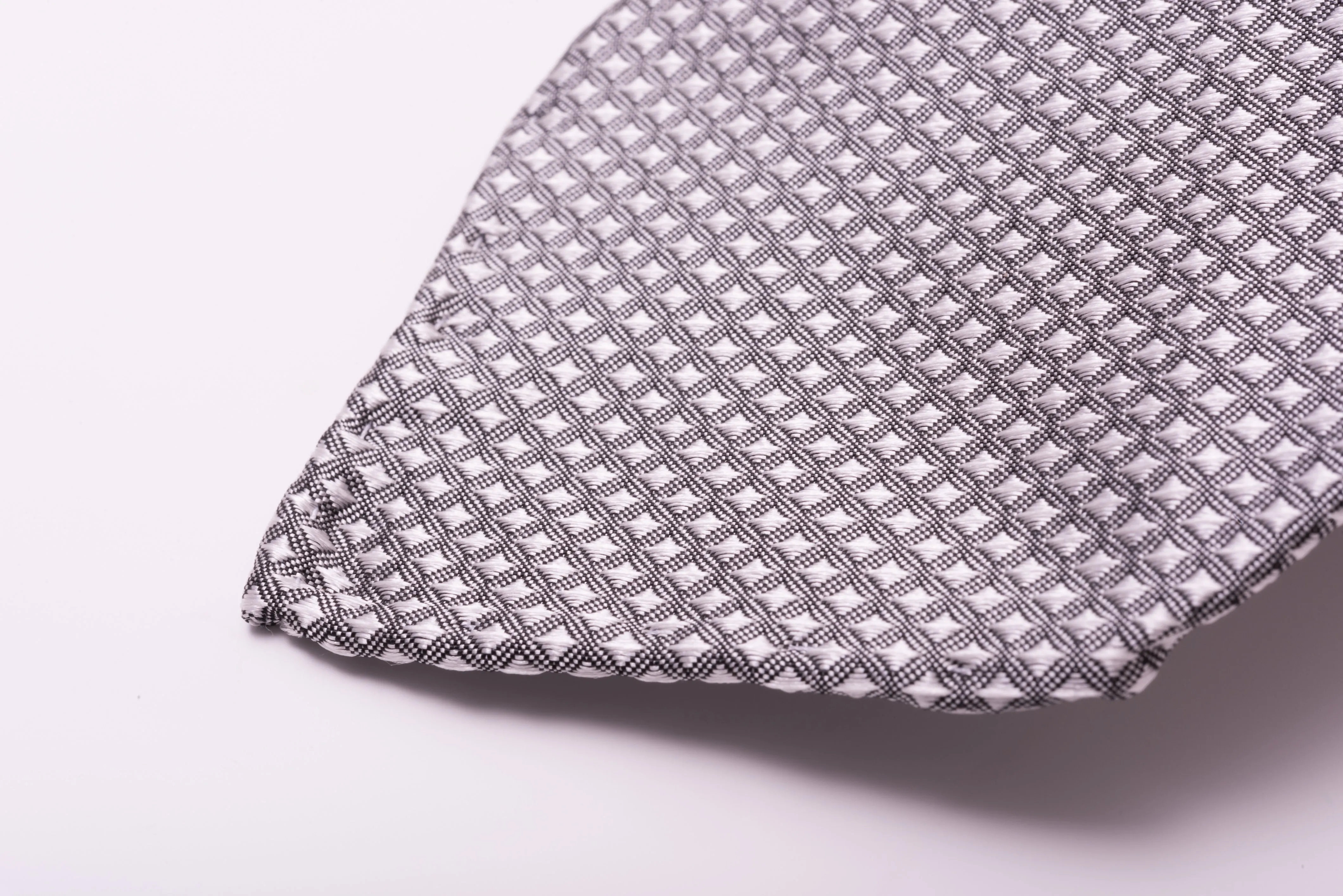 Silver & Black Diamond Micropattern Silk Tie